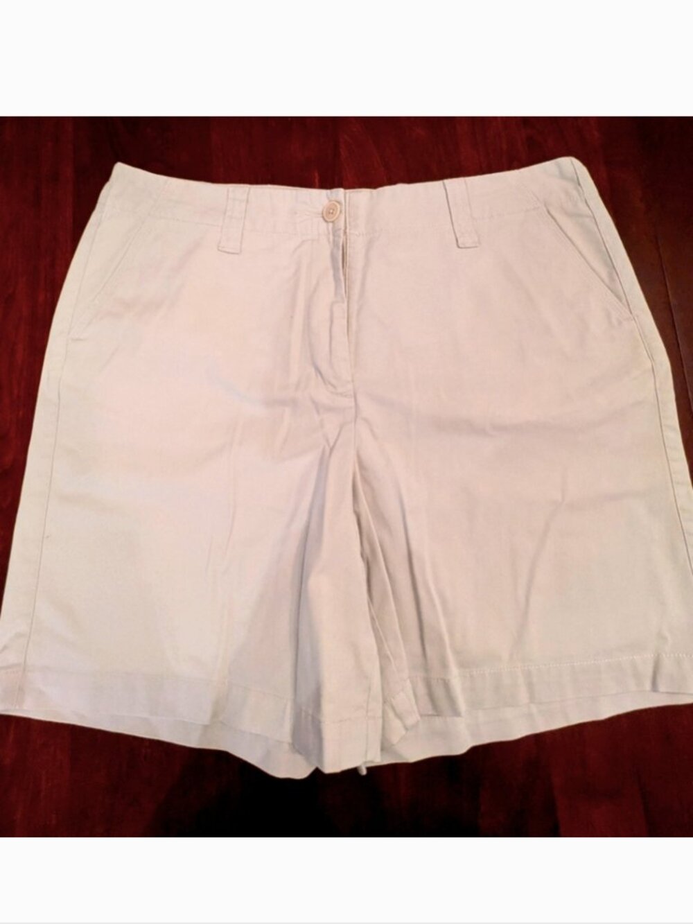 Talbots Women's Shorts with stretch, Size 16, Tan (Khaki)